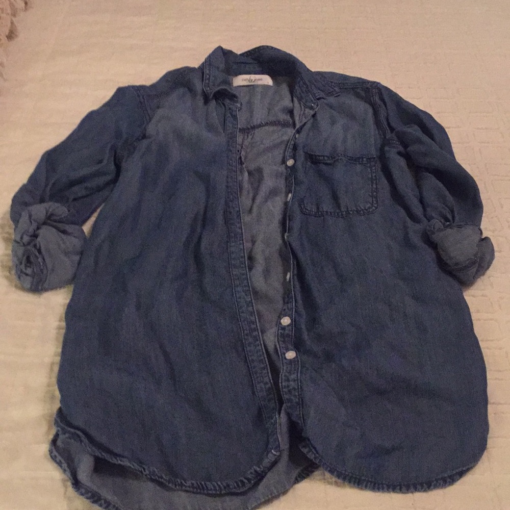 Carly Jean Los Angeles Denim Top